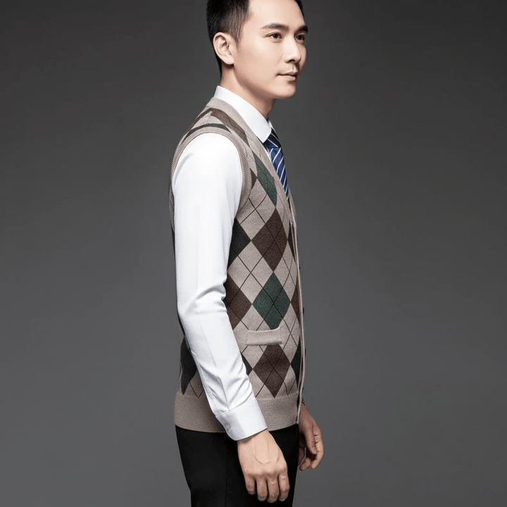 Aaron Men’s Wool Argyle Sweater Vest | Winter